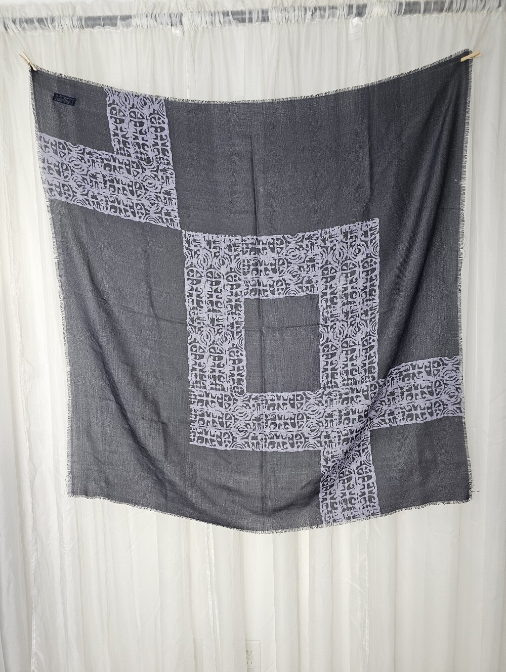 Paul Renaud For Basha 100% Gray Patterned Shawl Scarf Large Square
